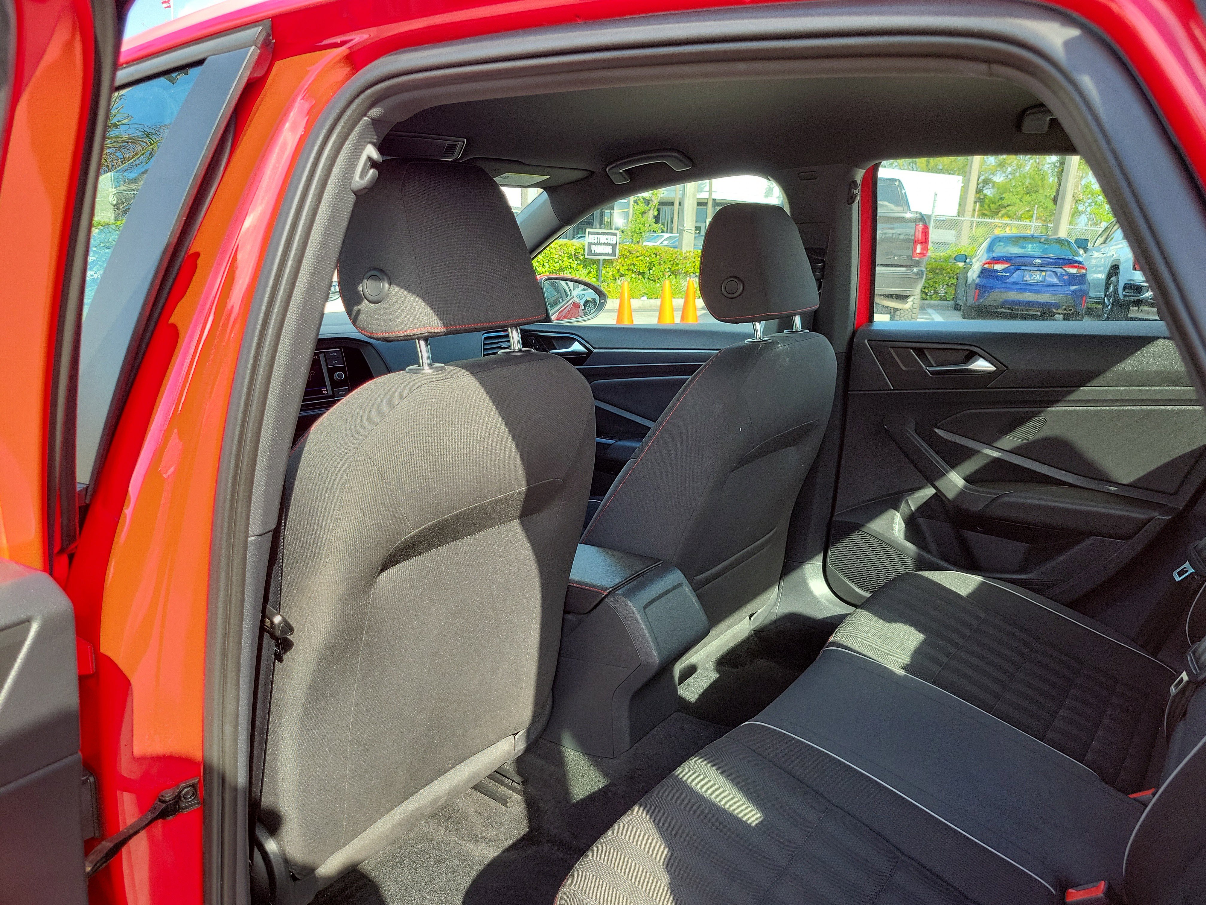 Used 2019 Volkswagen Jetta GLI FWD image 12