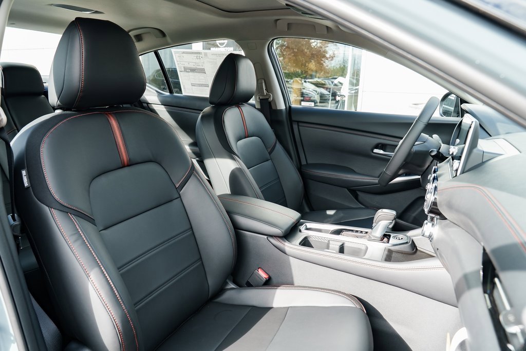 New 2025 Nissan Sentra SR w/ SR Premium Package image 27