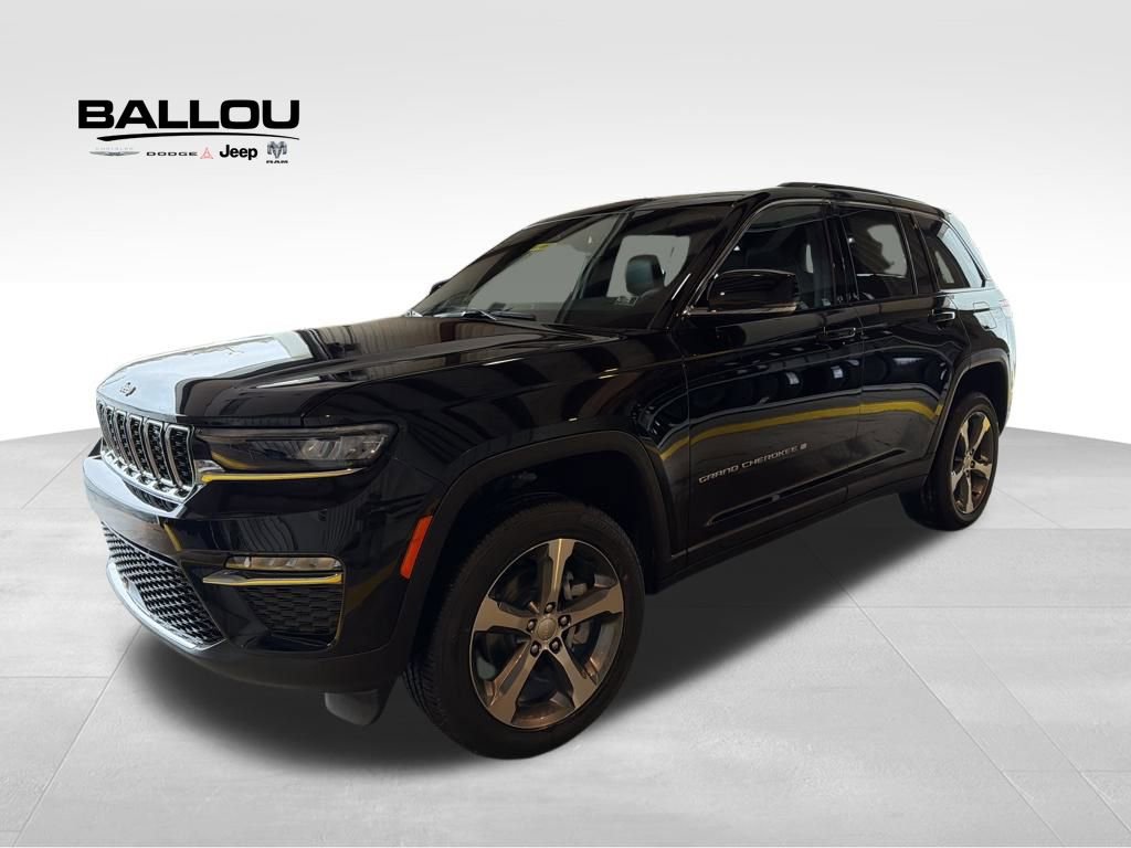 New 2025 Jeep Grand Cherokee Limited image 1
