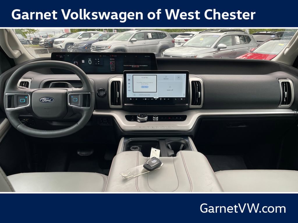 Used 2025 Ford Expedition Max Active AWD/4WD image 13