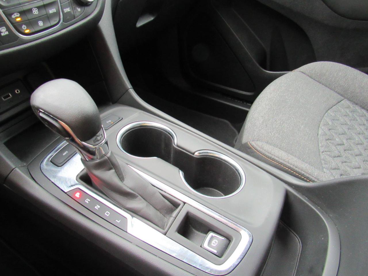 Used 2023 Chevrolet Equinox LT AWD/4WD image 7