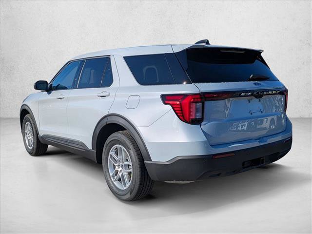 New 2026 Ford Explorer Active image 2