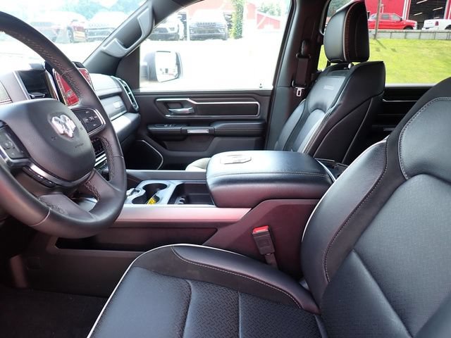 Used 2025 RAM 1500 Laramie AWD/4WD image 14