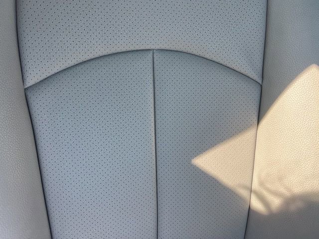 Used 2009 Mercedes-Benz E 350 4MATIC Sedan image 34