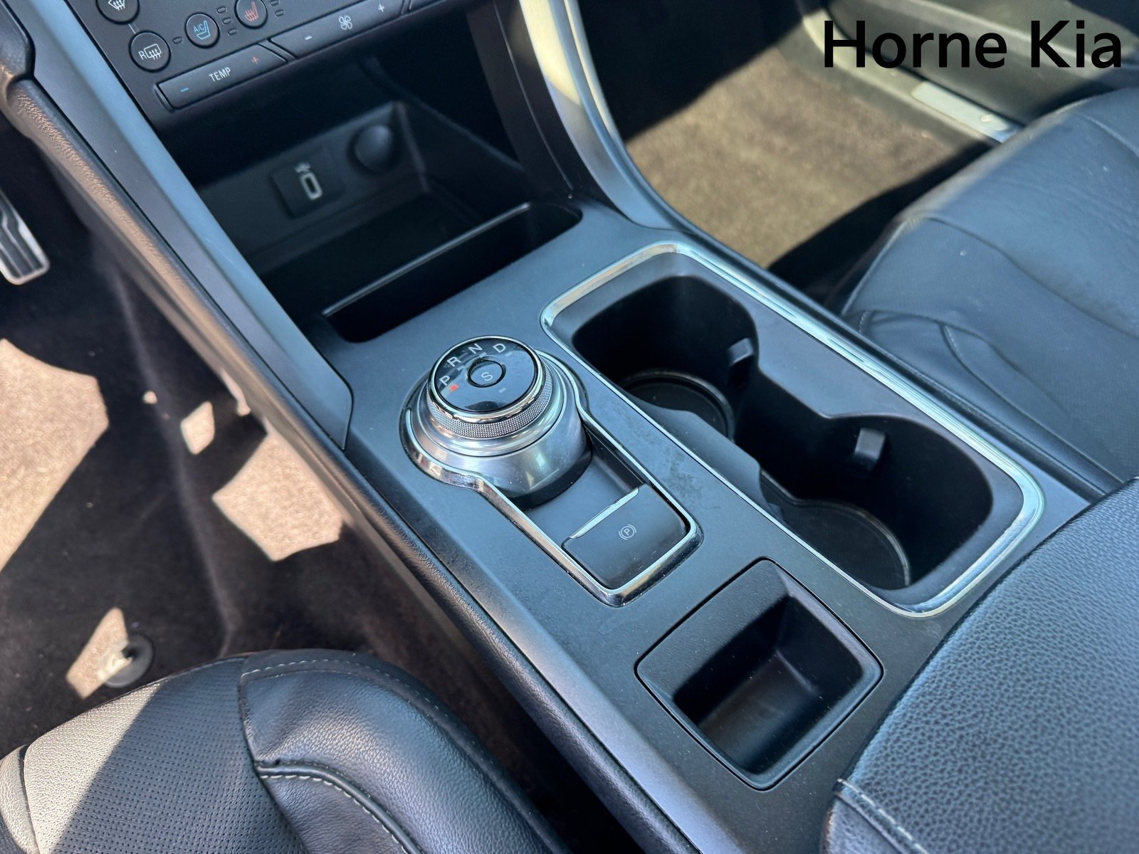 Used 2017 Ford Fusion Titanium FWD image 23