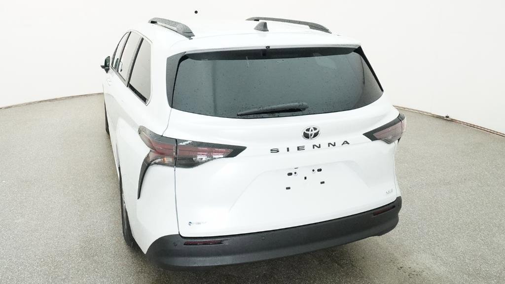 New 2026 Toyota Sienna XLE FWD image 15