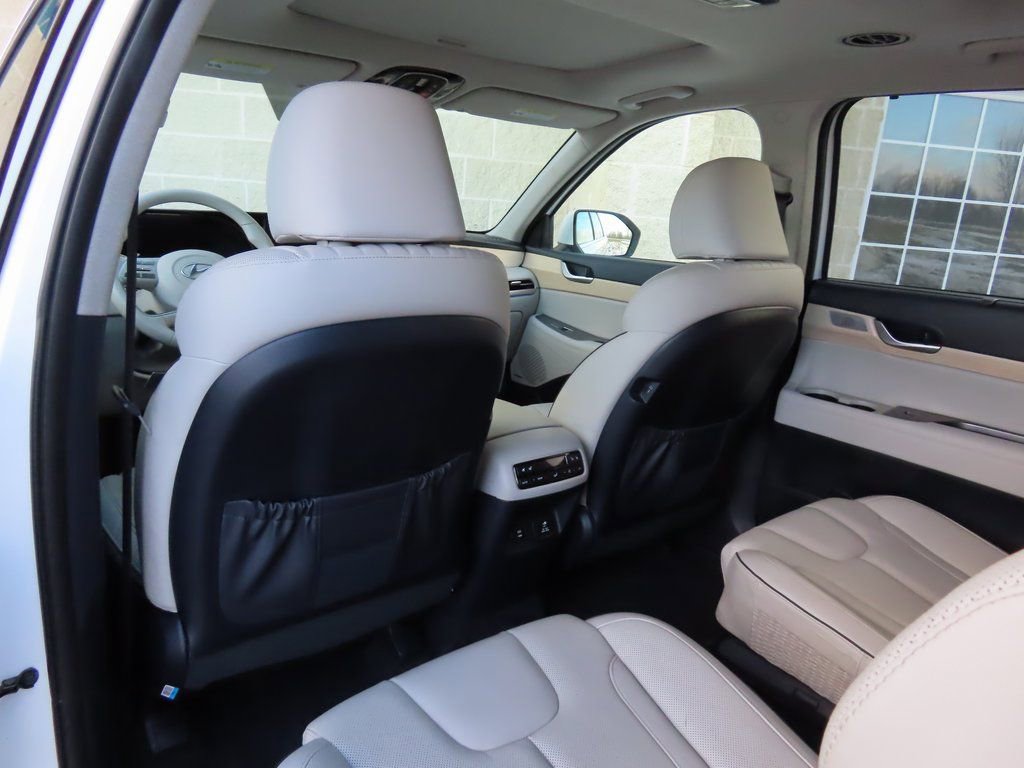 Used 2024 Hyundai Palisade Limited image 28