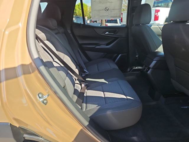 New 2027 Chevrolet Equinox LT w/ Safety and Technology Package FWD image 27