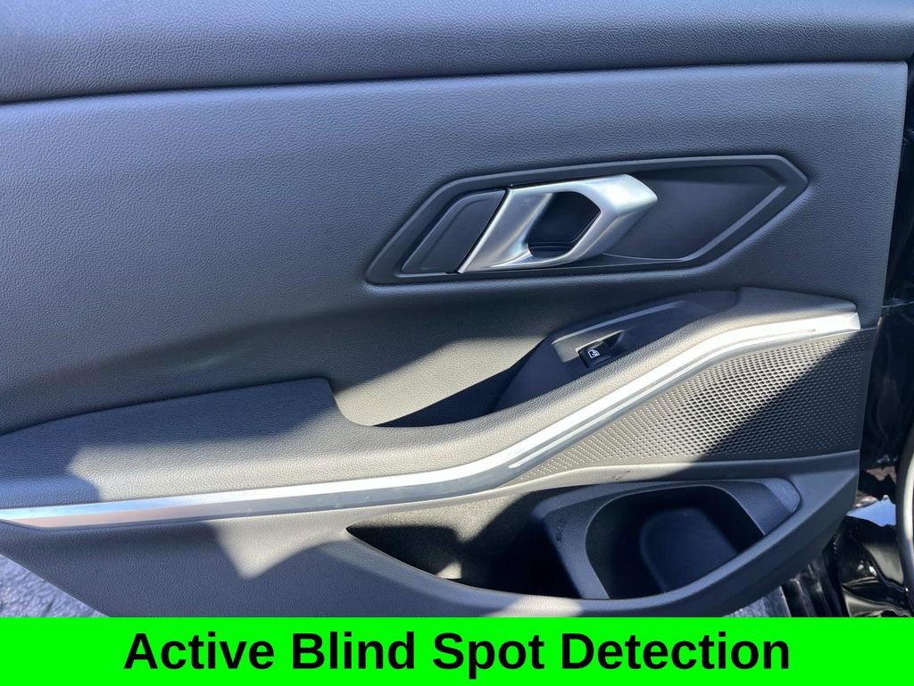 Used 2025 BMW 330i xDrive Sedan image 18