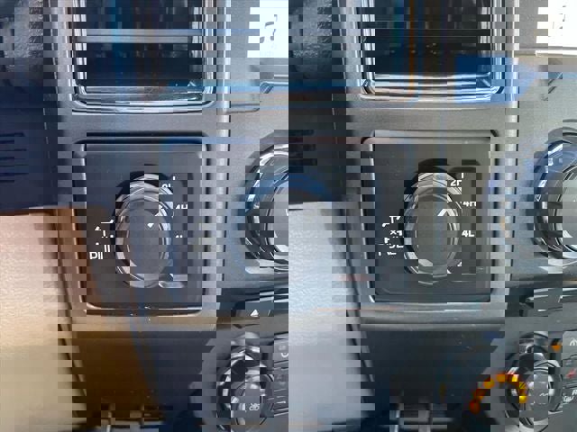 Used 2018 Ford F150 XLT w/ Equipment Group 302A Luxury image 24