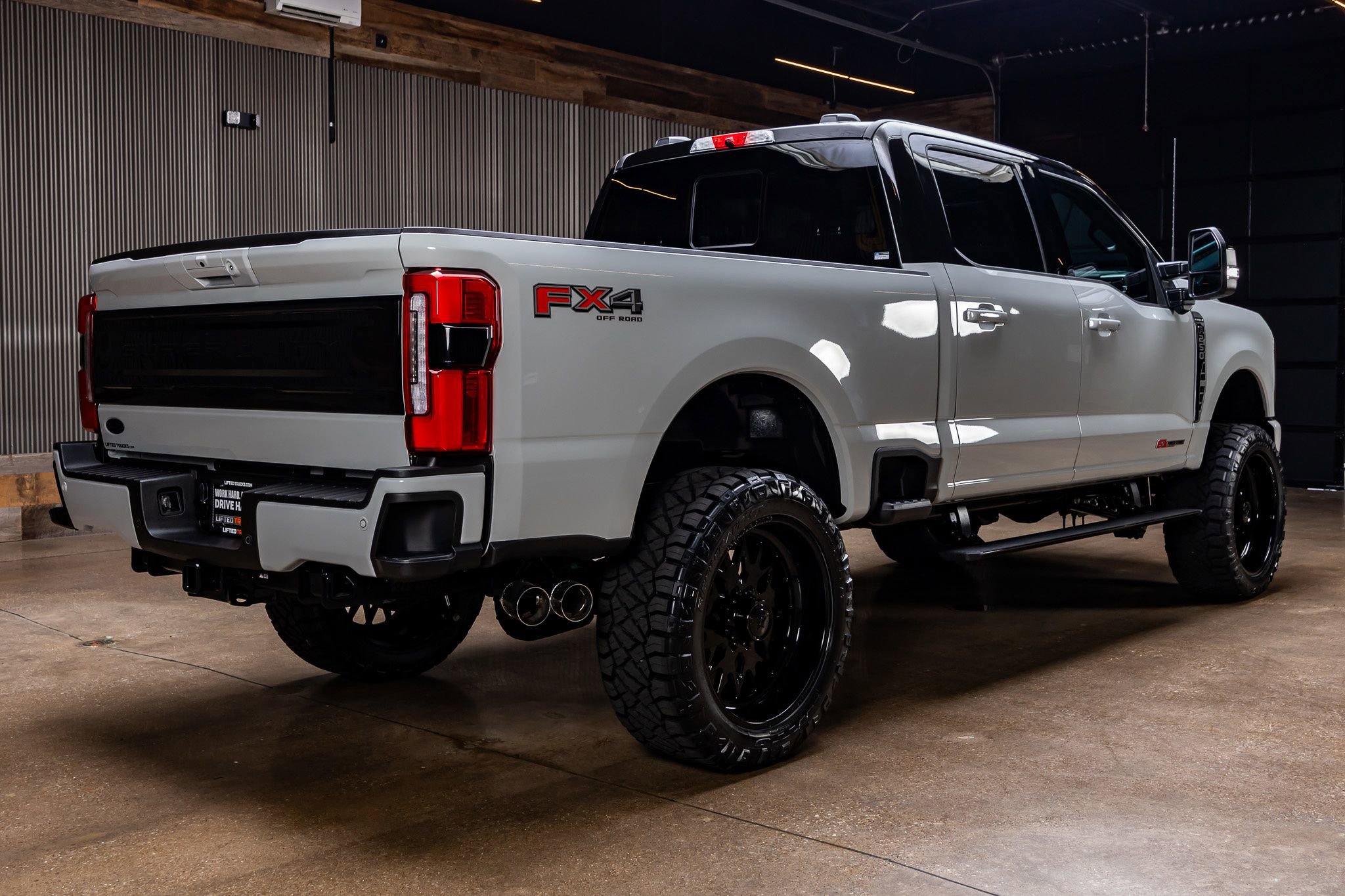 Used 2026 Ford F250 Platinum AWD/4WD image 10