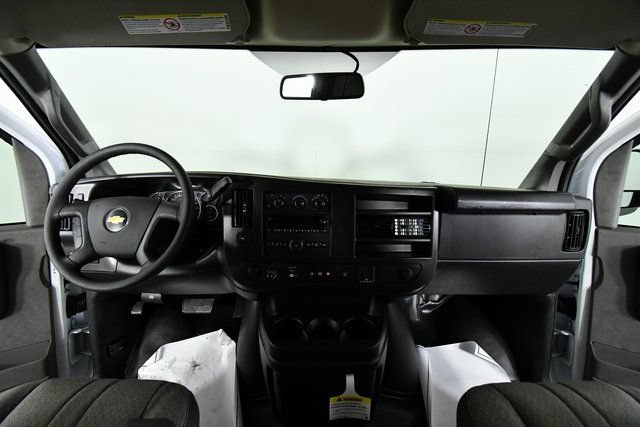 New 2025 Chevrolet Express 3500 Extended RWD image 18