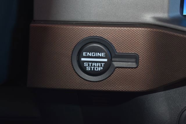 Used 2023 Ford Bronco Outer Banks w/ Sasquatch Package AWD/4WD image 24
