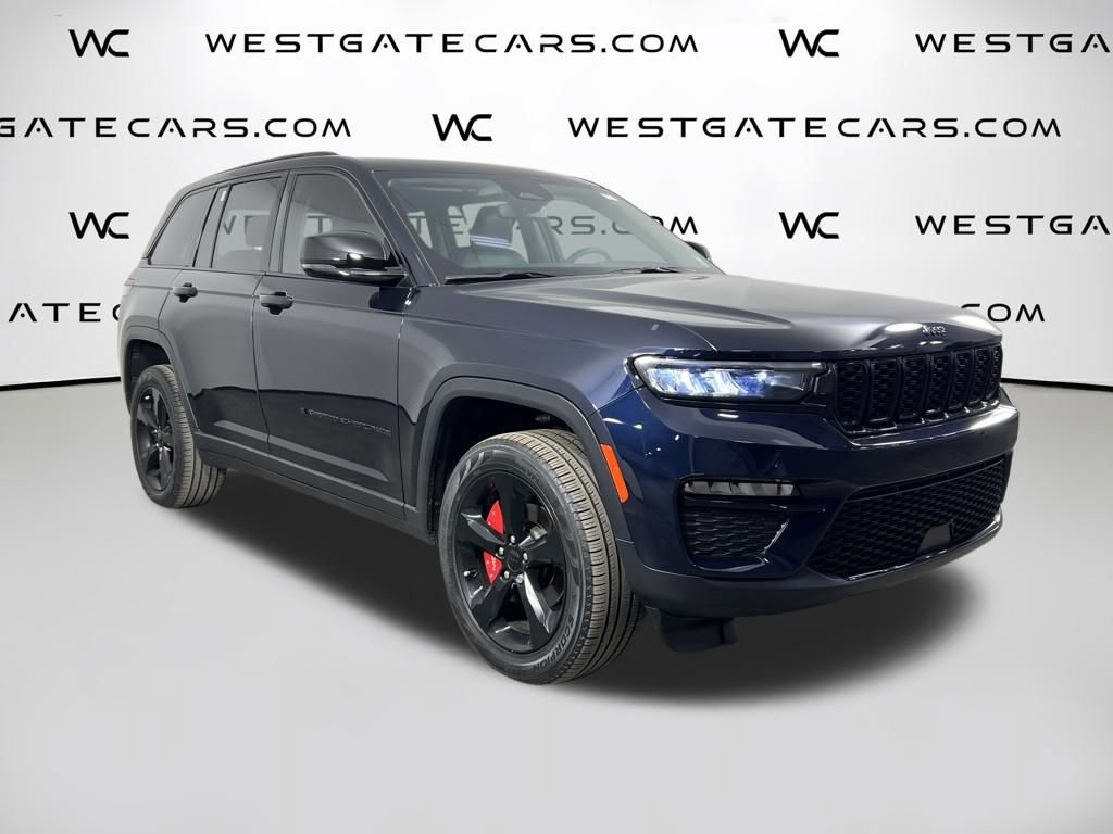 Used 2024 Jeep Grand Cherokee Limited w/ Black Appearance Package image 47