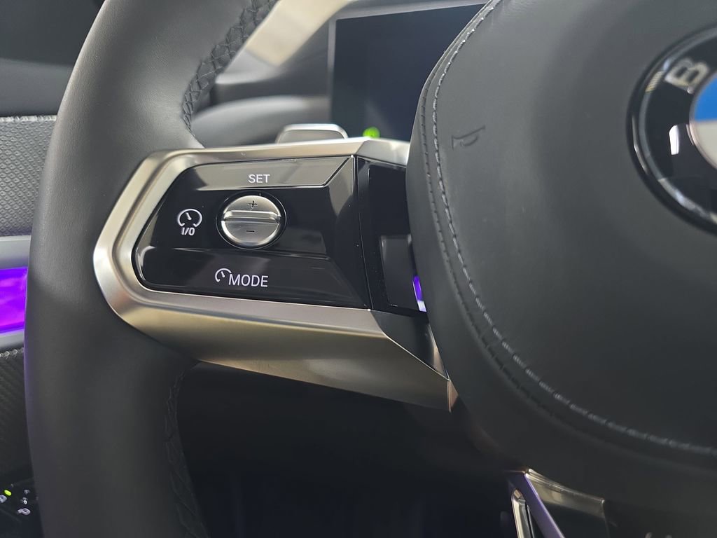 Used 2025 BMW 760i xDrive 760i xDrive w/ Premium Package image 20