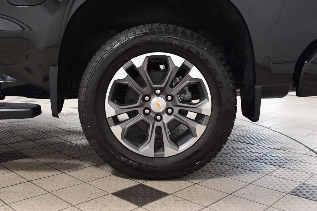 New 2026 Chevrolet Silverado 1500 High Country w/ Technology Package AWD/4WD image 27