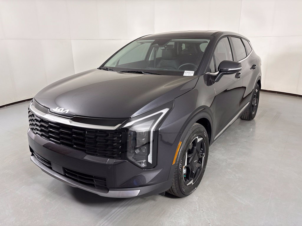 New 2026 Kia Sportage EX FWD image 4