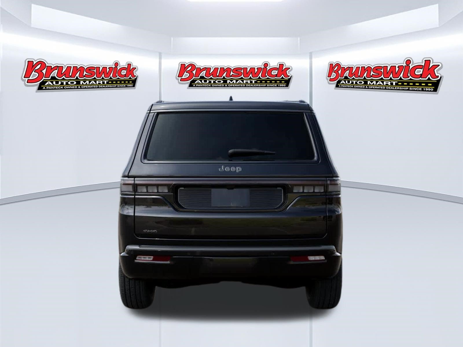 New 2026 Jeep Grand Wagoneer Limited AWD/4WD image 7