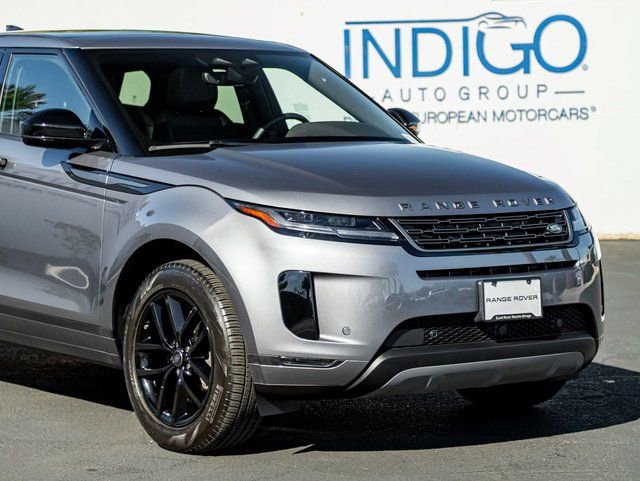 Used 2025 Land Rover Range Rover Evoque S image 5
