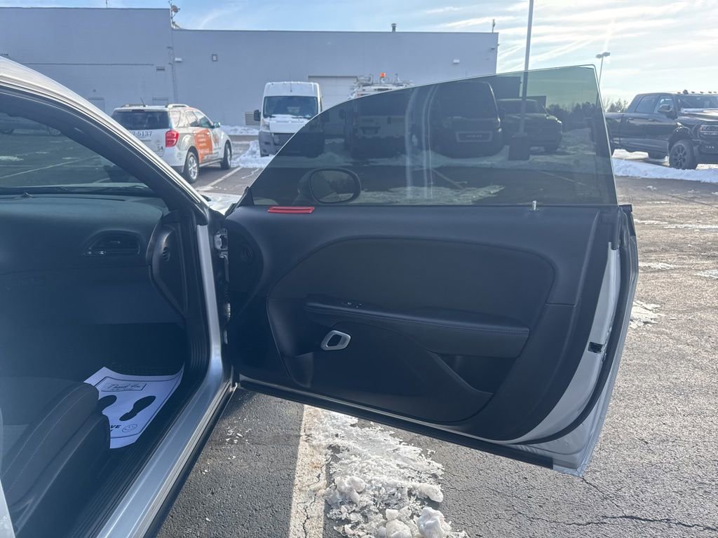 Used 2022 Dodge Challenger GT image 43