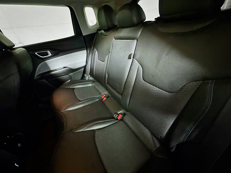 Used 2022 Jeep Compass Latitude image 20