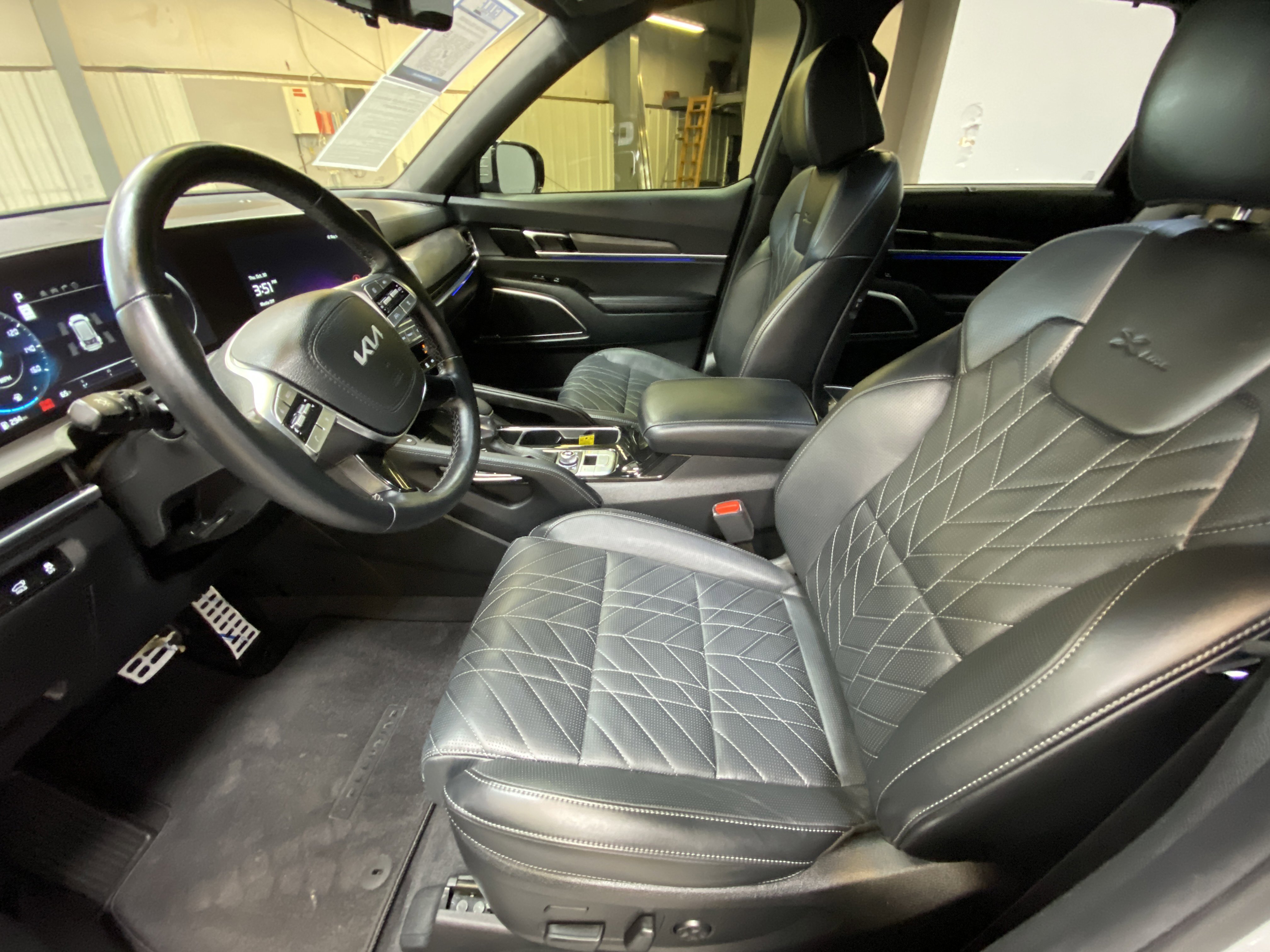 Used 2025 Kia Telluride SX Prestige X-Line image 22