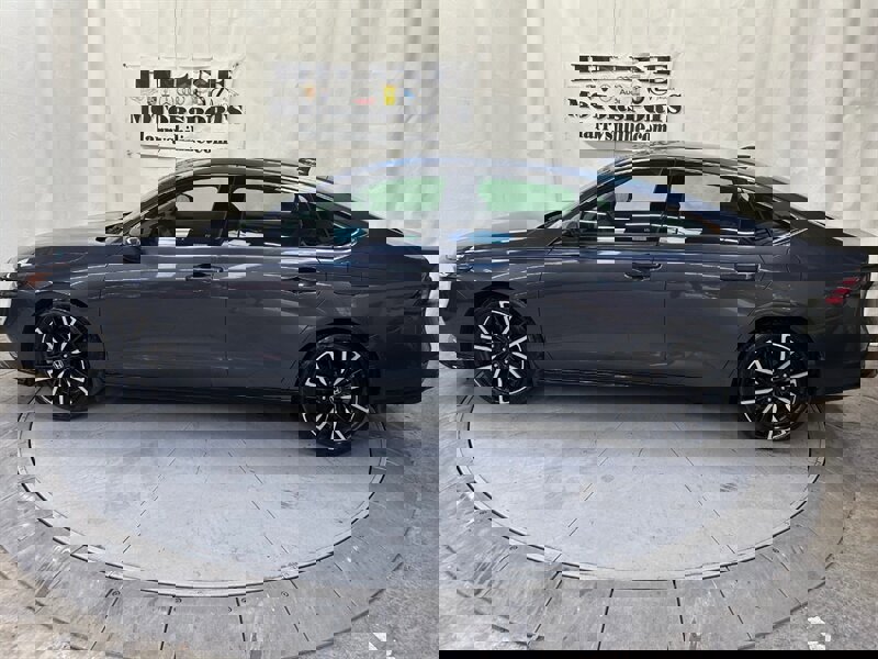 Used 2023 Honda Accord Hybrid Touring