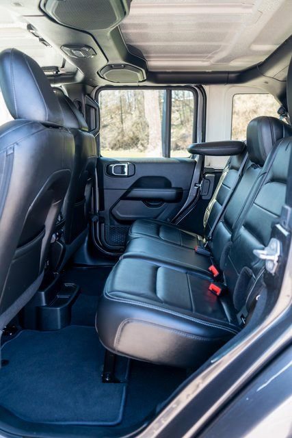 Used 2018 Jeep Wrangler Unlimited Sahara w/ LED Lighting Group image 11