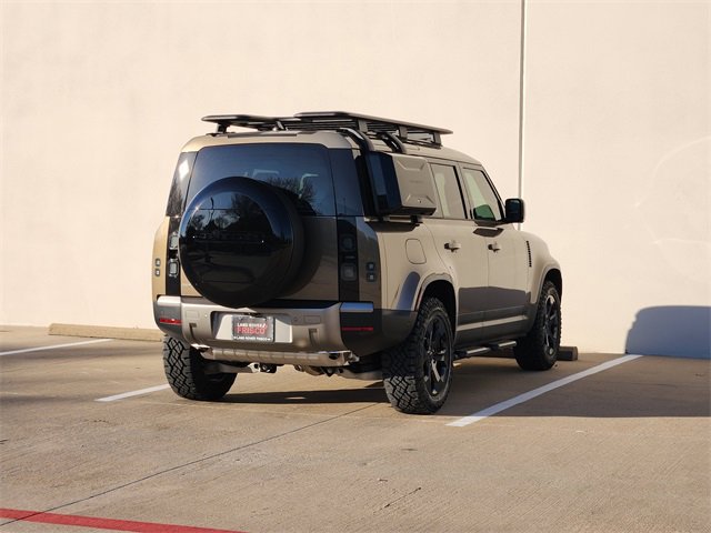 New 2026 Land Rover Defender 110 S image 4