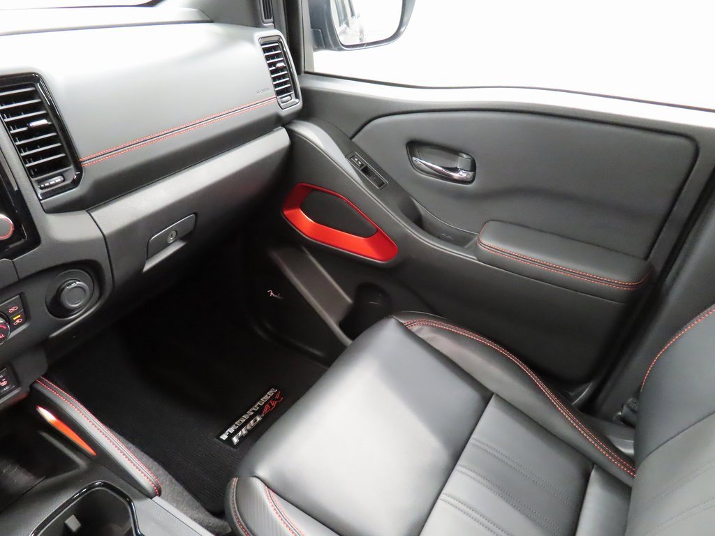 Used 2023 Nissan Frontier PRO-4X image 23