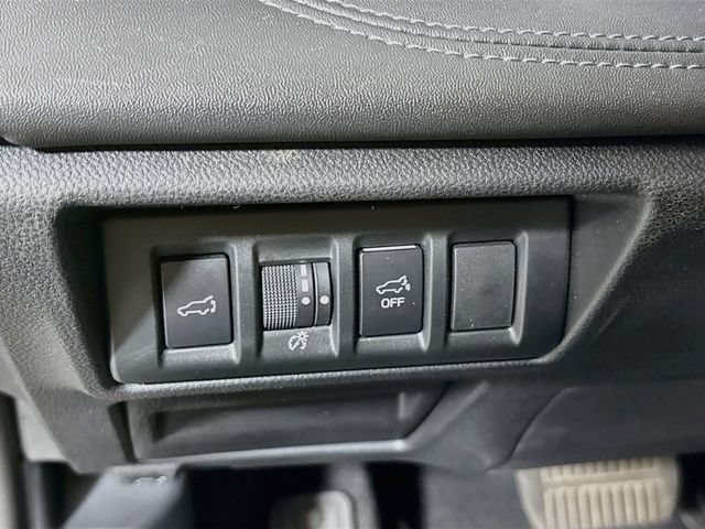 Certified 2025 Subaru Outback Limited AWD/4WD image 12