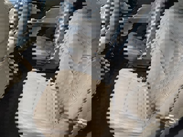 Used 2020 Lincoln Aviator Reserve w/ Equipment Group 202A image 20