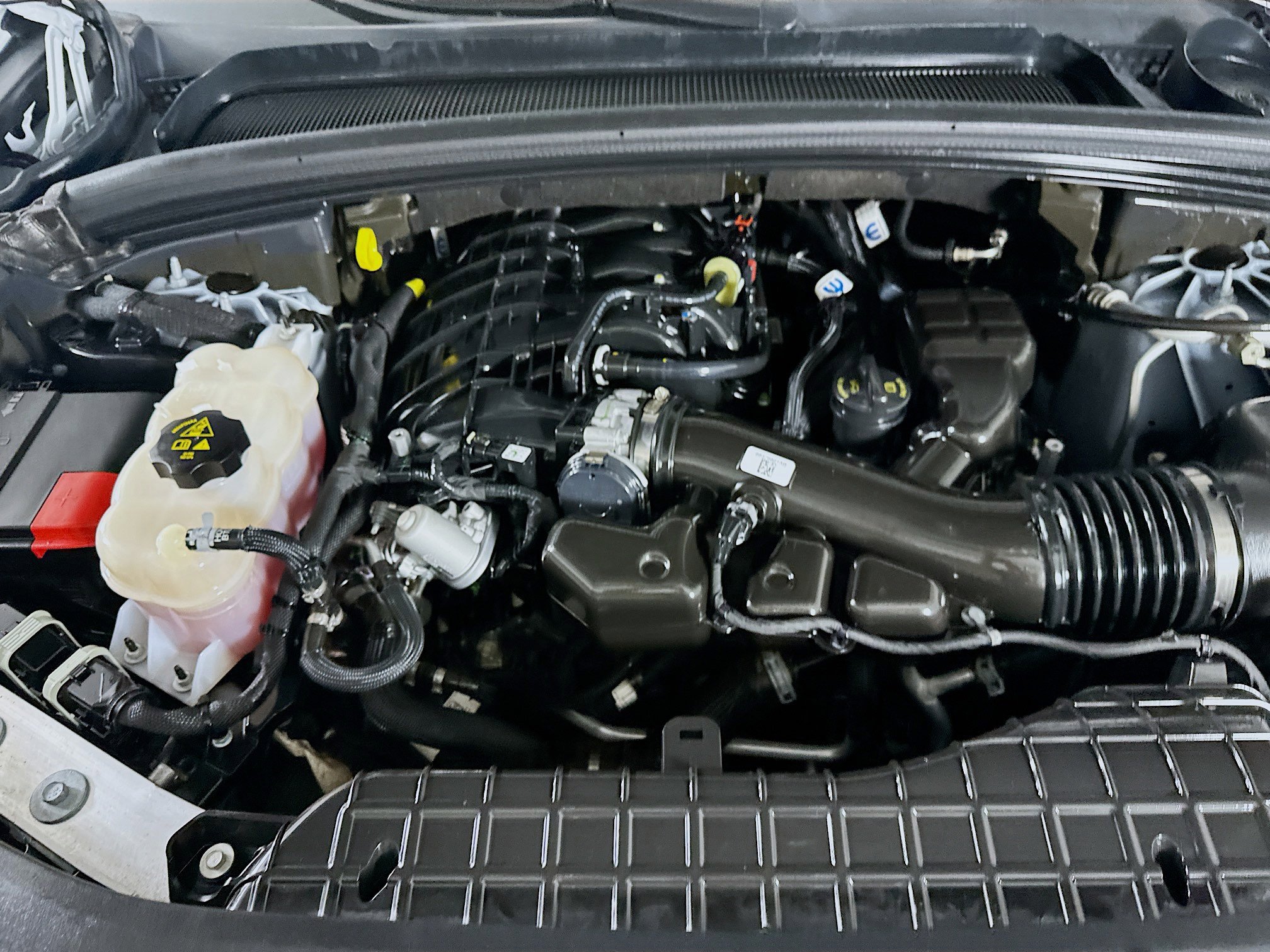 Used 2024 Jeep Grand Cherokee L Laredo image 34