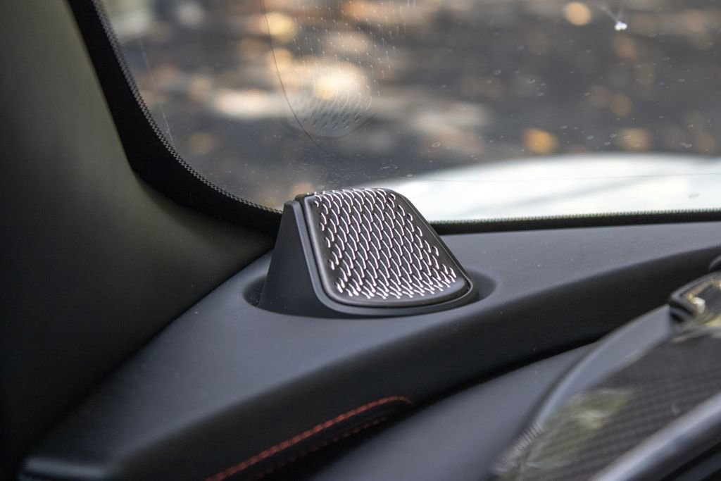 Used 2025 Aston Martin DBX 707 image 32