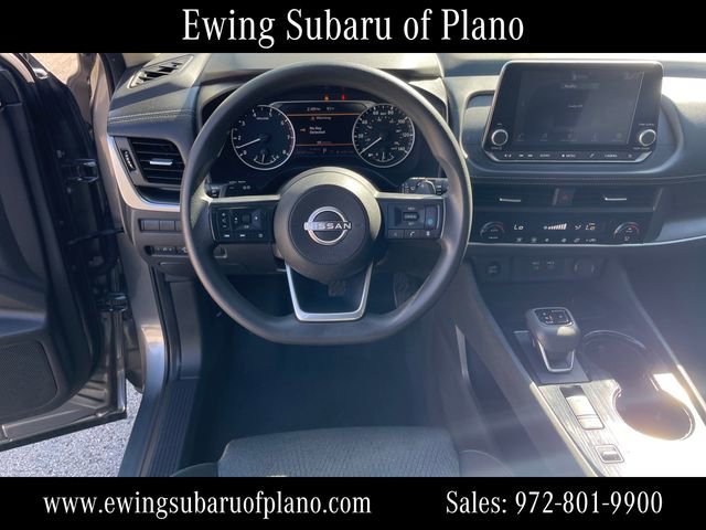 Used 2024 Nissan Rogue SV image 14