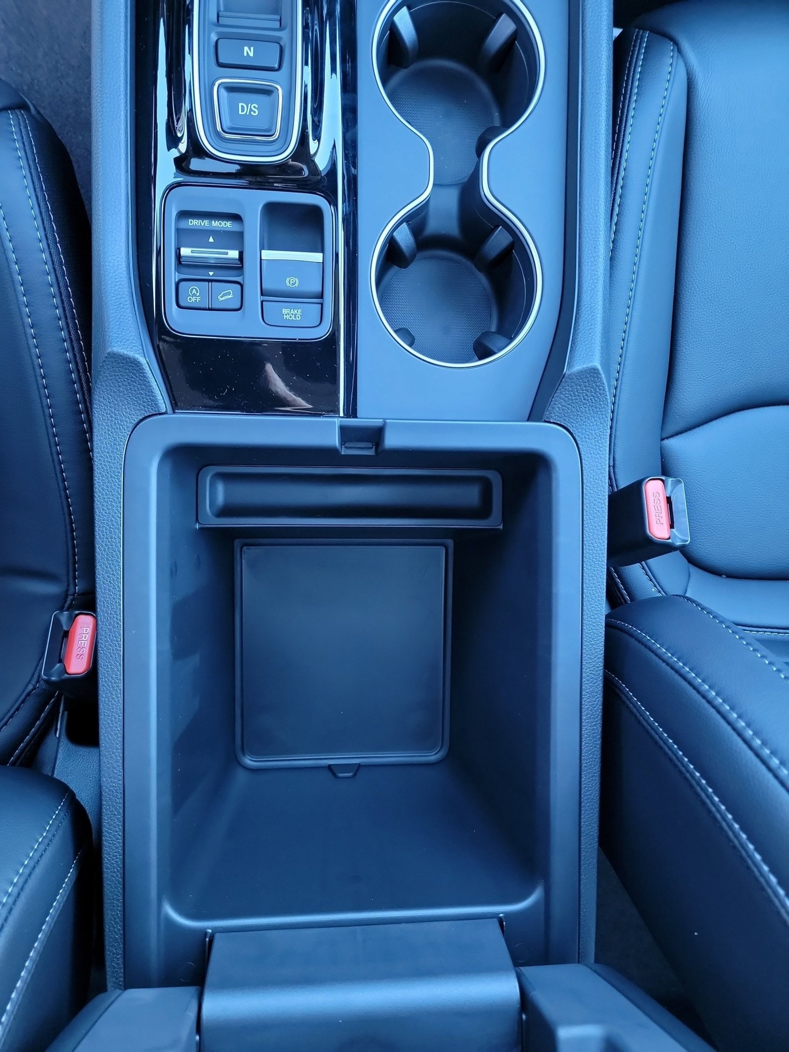 Used 2025 Honda Pilot Touring image 28