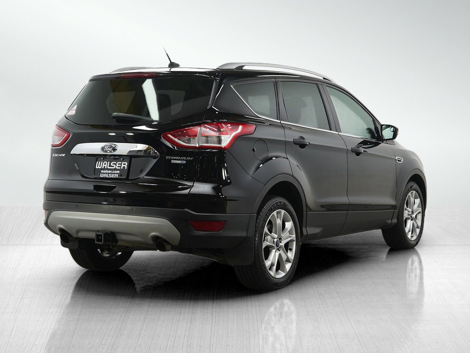 Used 2016 Ford Escape Titanium AWD/4WD image 5