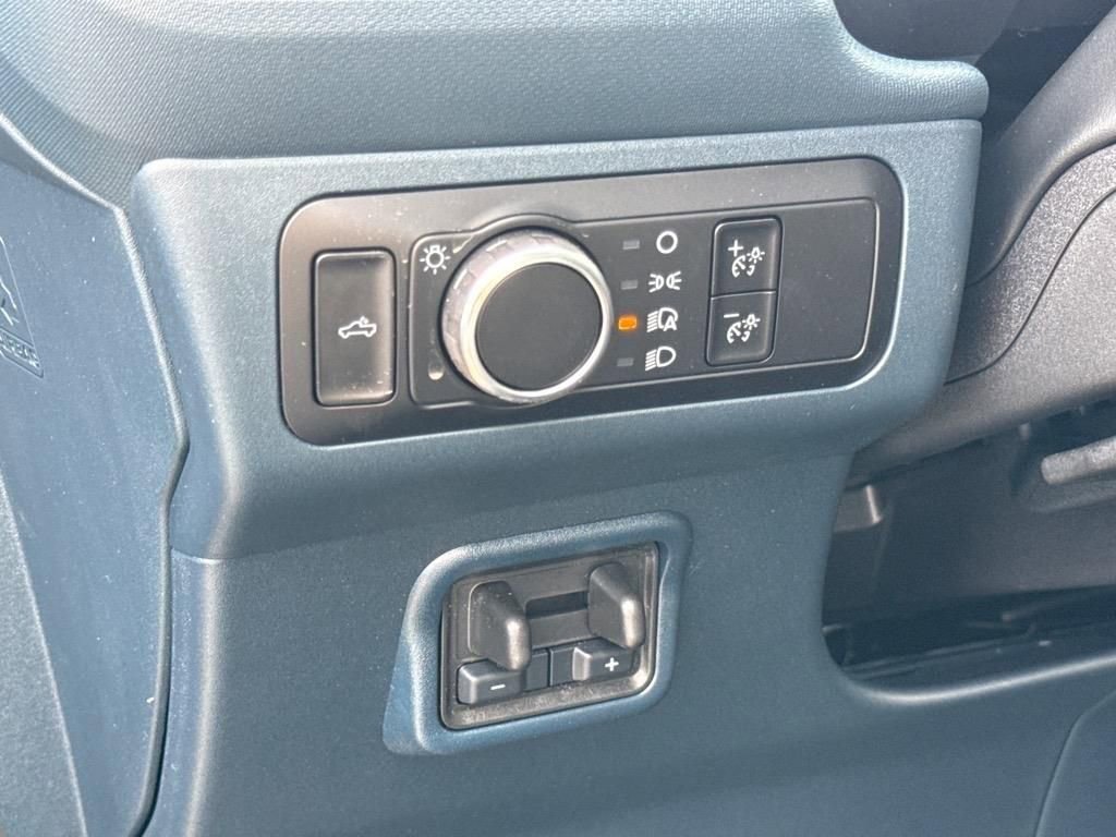 New 2025 Ford Maverick XLT w/ XLT Luxury Package image 19