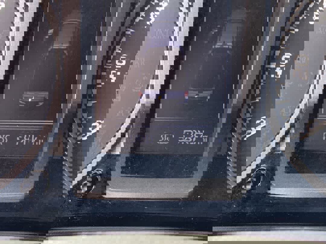 Used 2019 Toyota Tacoma TRD Sport image 18