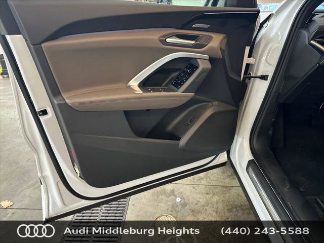 Used 2025 Audi Q5 Premium Plus w/ Premium Plus AWD/4WD image 13