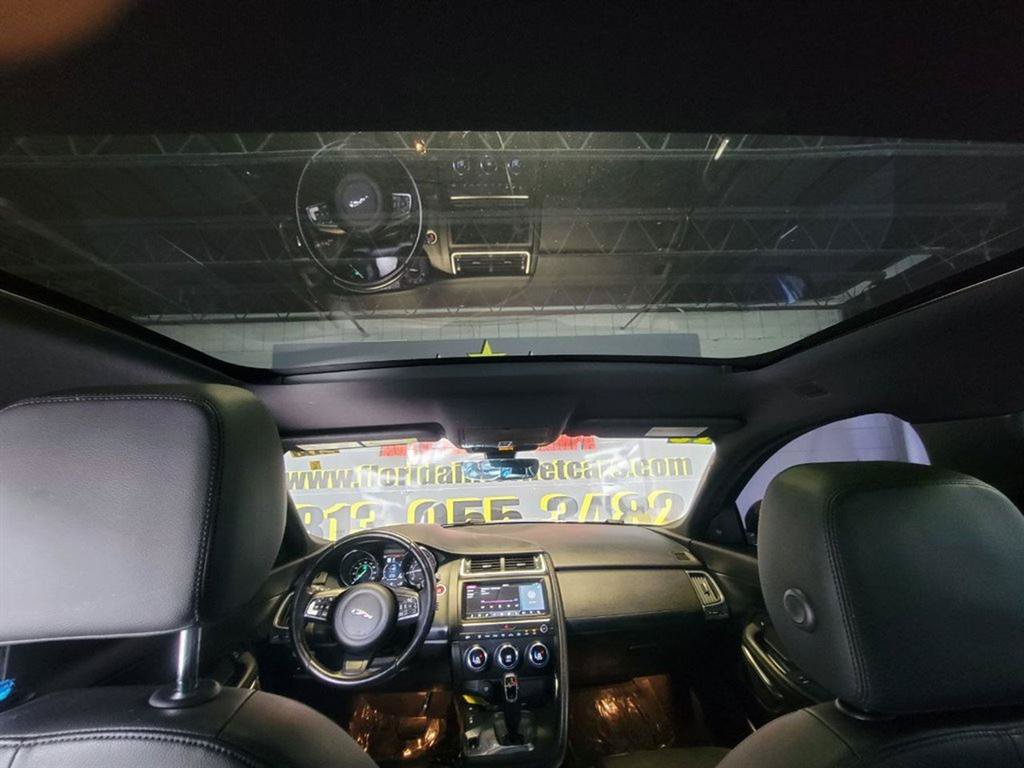 Used 2018 Jaguar E-PACE S AWD/4WD image 21