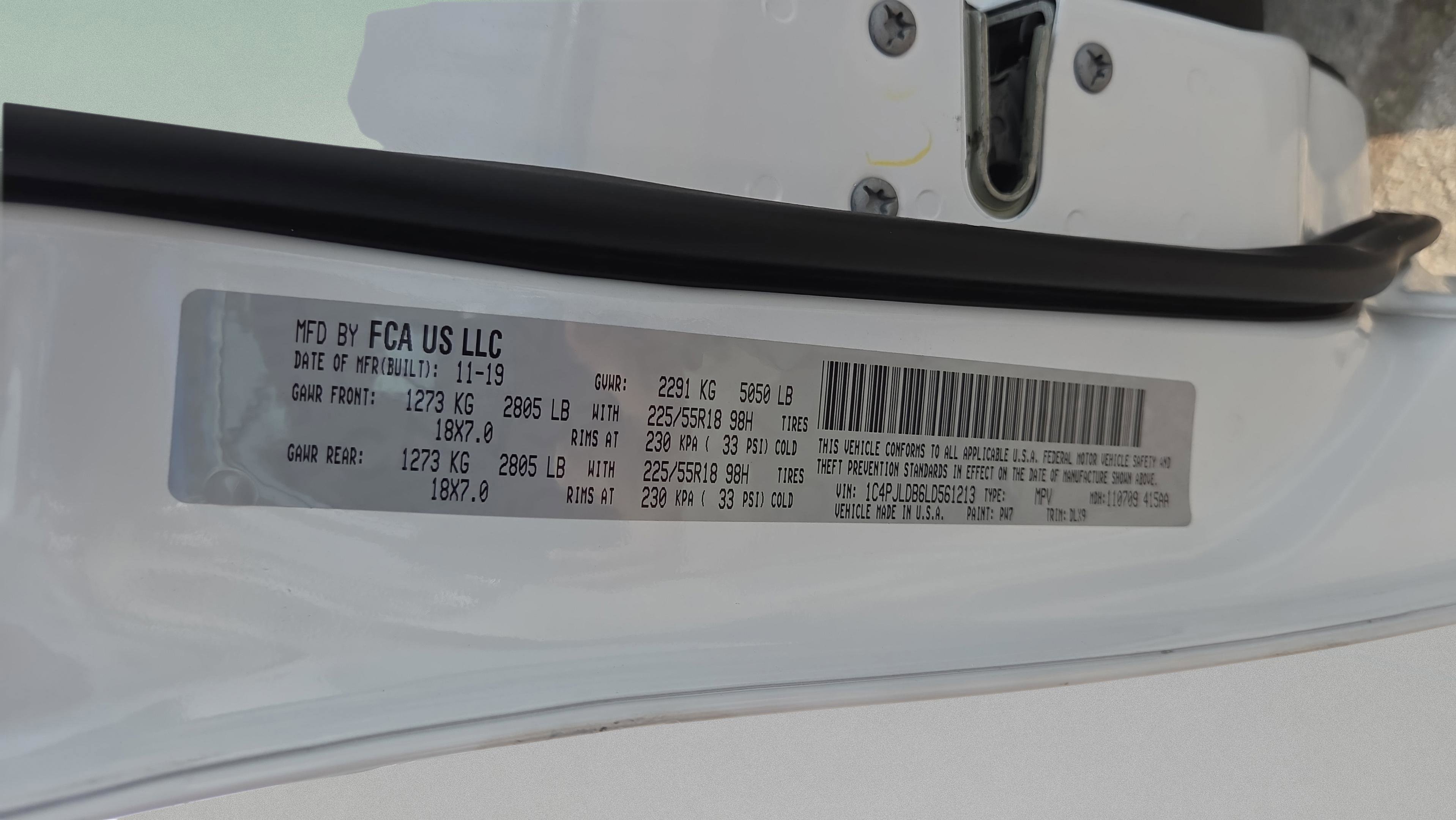Used 2020 Jeep Cherokee Limited FWD image 21
