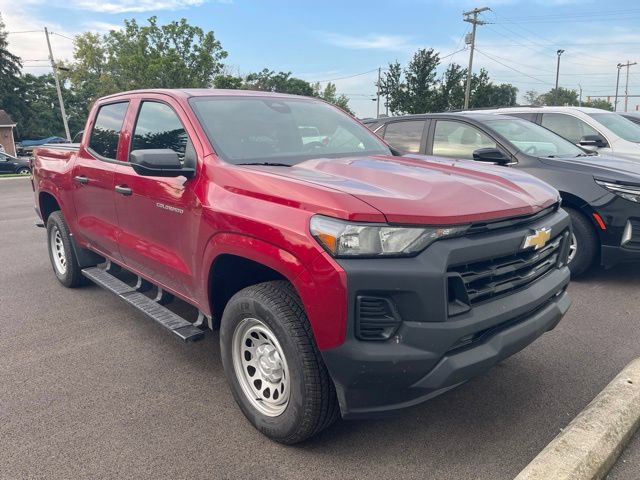 Used 2024 Chevrolet Colorado W/T w/ WT Convenience Package II RWD image 2