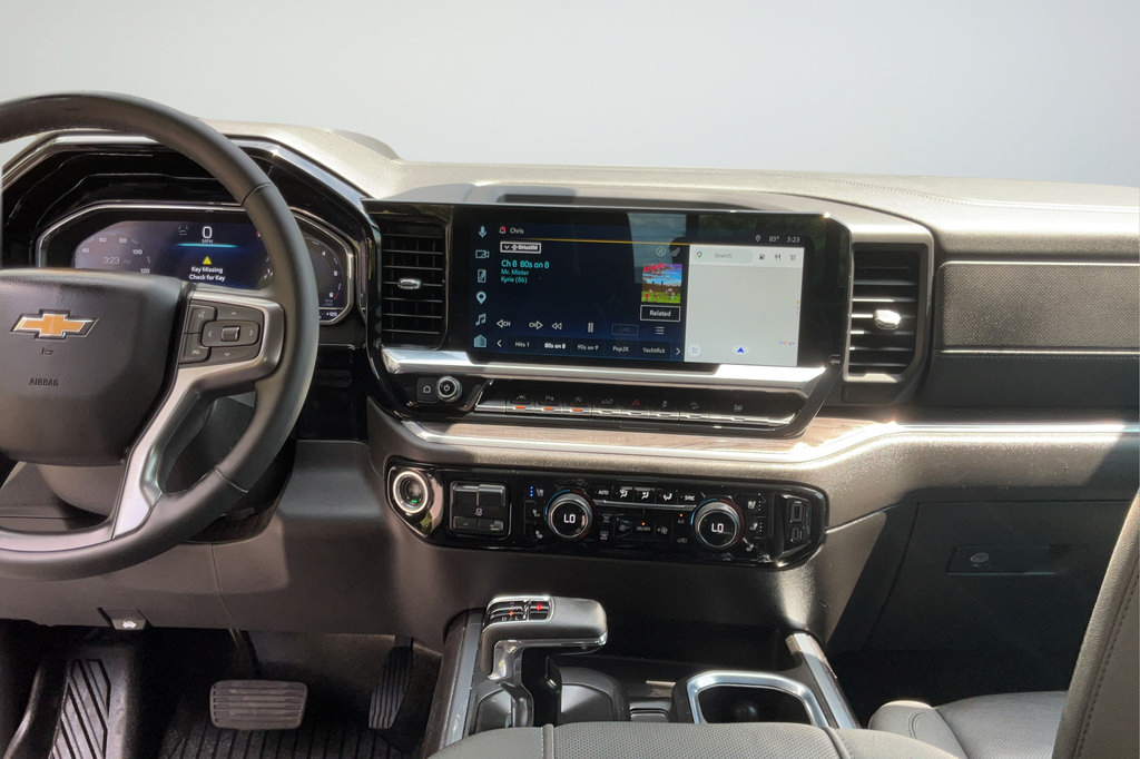Certified 2024 Chevrolet Silverado 1500 LTZ w/ LTZ Premium Package AWD/4WD image 23