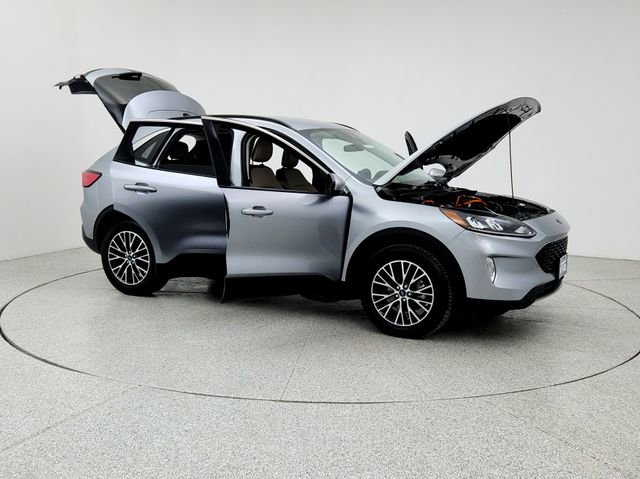 Used 2021 Ford Escape SEL w/ Technology Package image 10