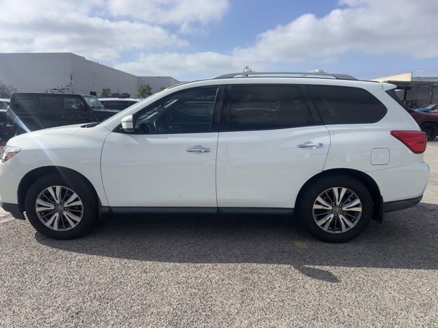 Used 2020 Nissan Pathfinder S FWD image 8