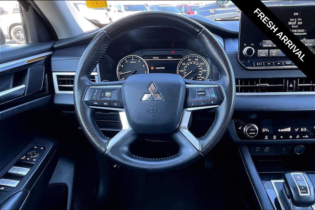 Used 2024 Mitsubishi Outlander SE FWD image 11