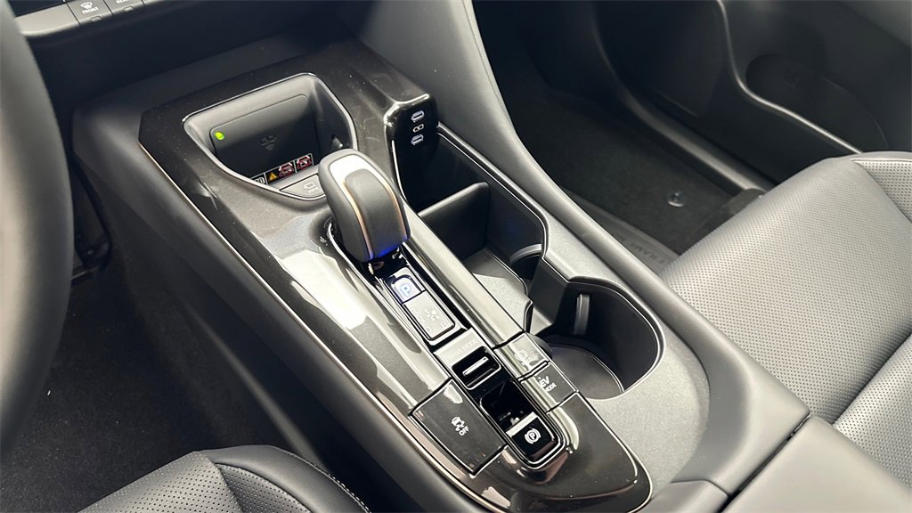 New 2026 Toyota Crown Limited image 13