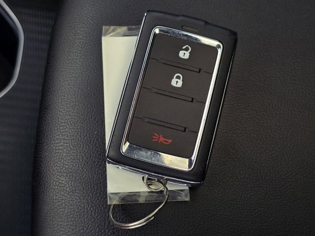 Used 2025 Jeep Grand Cherokee L Laredo RWD image 34