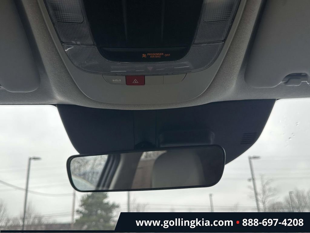 Certified 2025 Kia Niro EX FWD image 28